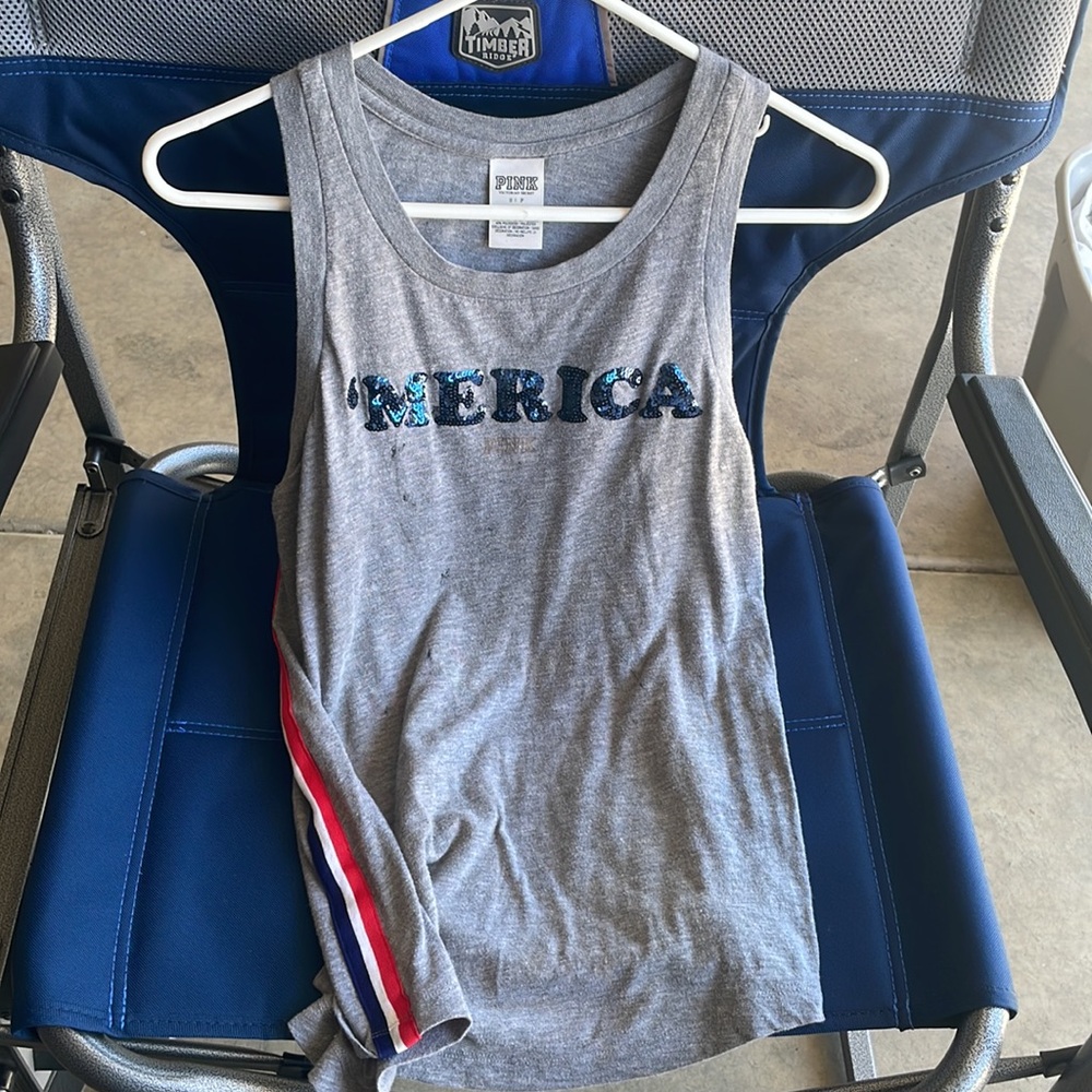 Women’s shirts